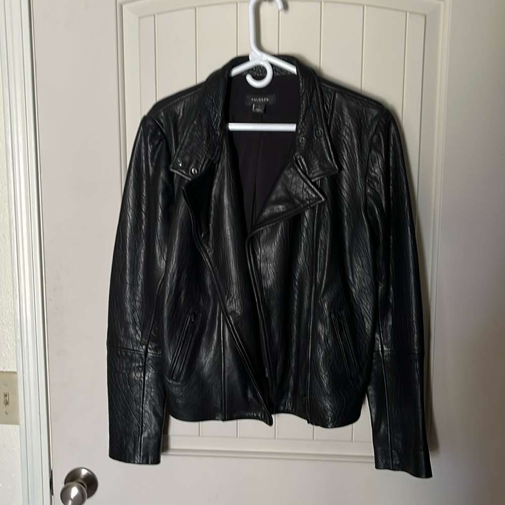 HALOGEN 100% leather moto jacket.